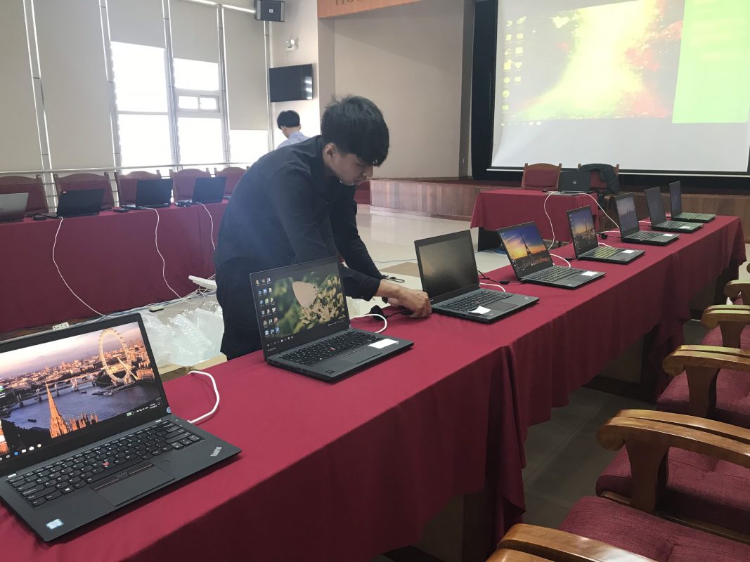 Danang Event cung cấp dịch vụ cho thuê laptop giá rẻ và chất lượng