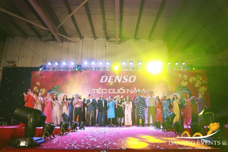 Bữa tiệc cuối năm của DENSO do Danang Events tổ chức.