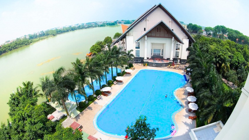 Sông Hồng Resort