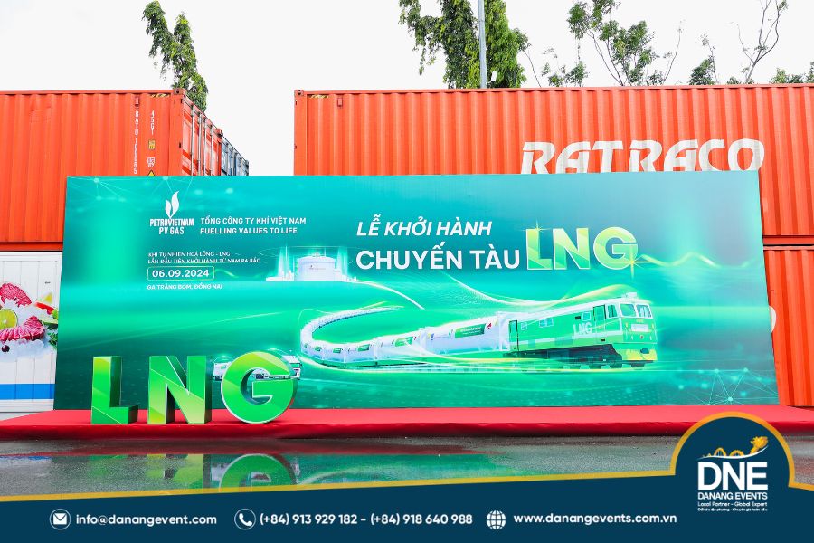 Mẫu backdrop ra mắt sản phẩm đẹp, ấn tượng