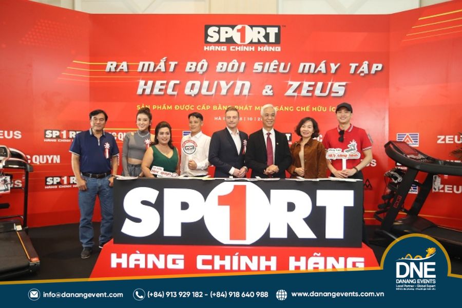 Mẫu backdrop ra mắt sản phẩm đẹp, ấn tượng