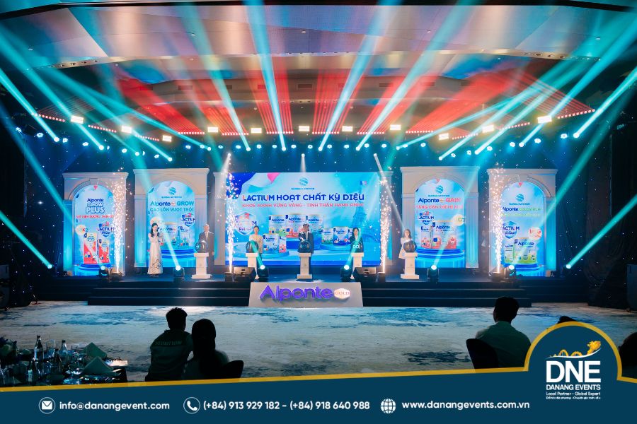 Mẫu backdrop ra mắt sản phẩm đẹp, ấn tượng
