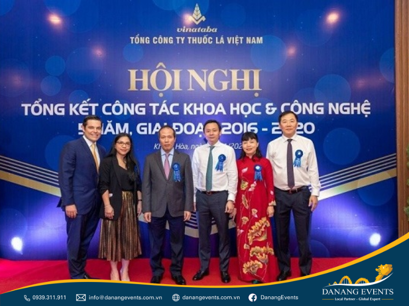 background hội nghị khách hàng 4