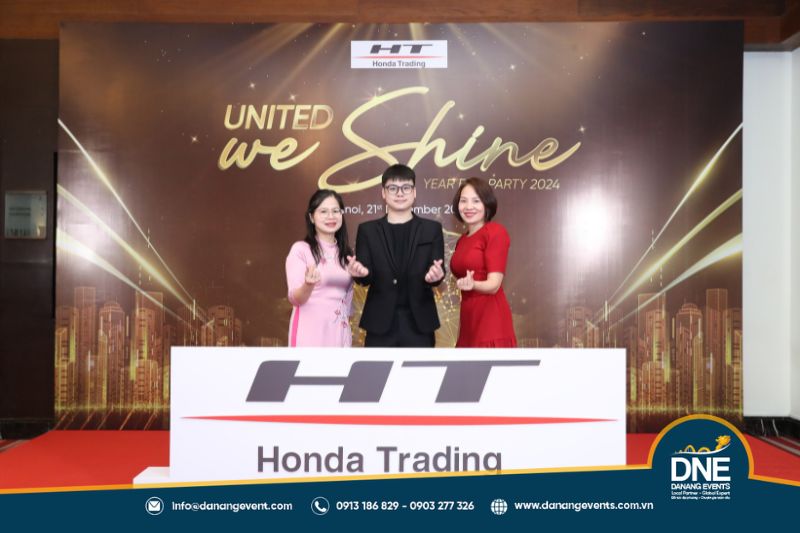 background-tiec-tan-nien-16