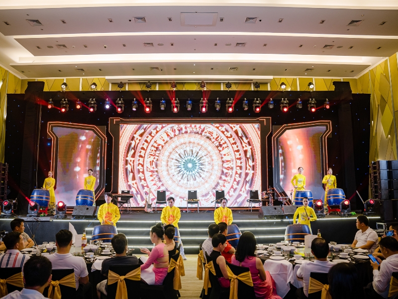 Tiệc Gala Dinner 