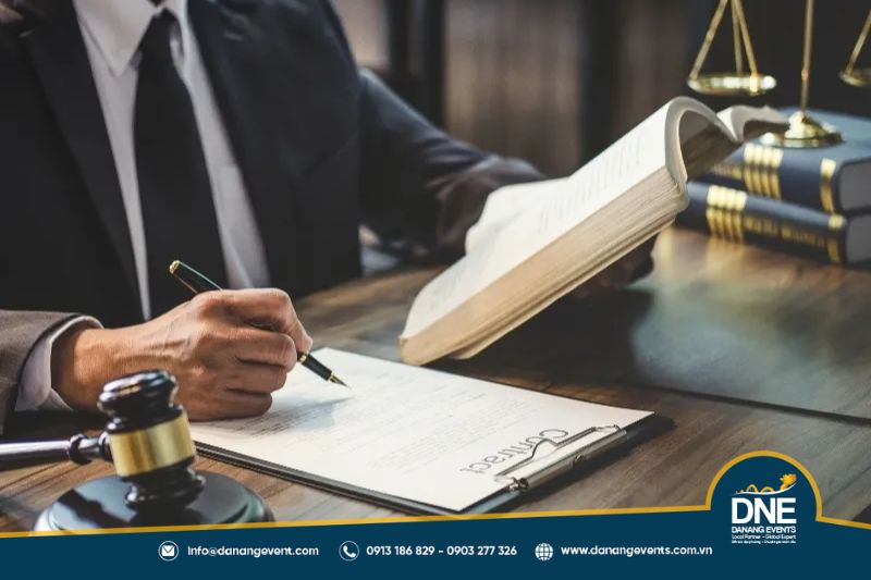 cach-to-chuc-hoi-cho-trien-lam-4