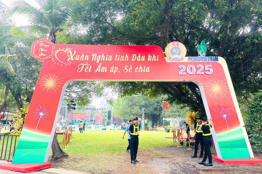 cong-hoi-cho-xuan-16