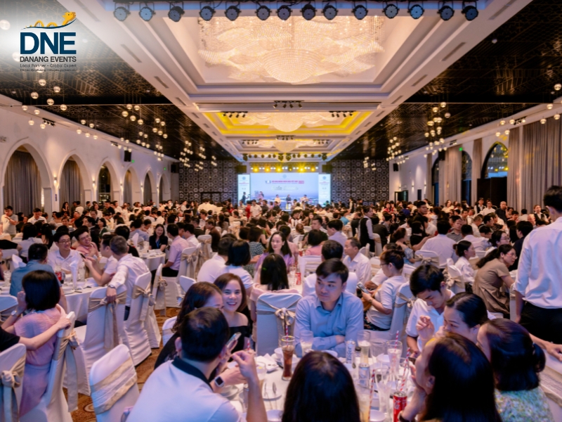 Danang Events cam kết mang lại sự chuyên nghiệp cho các bữa tiệc Gala dinner