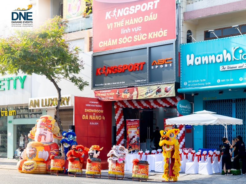 Lễ khai trương showroom Kingsport