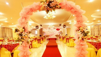 ​​​​​​​4 benefits of choosing a full wedding party service in Danang 
