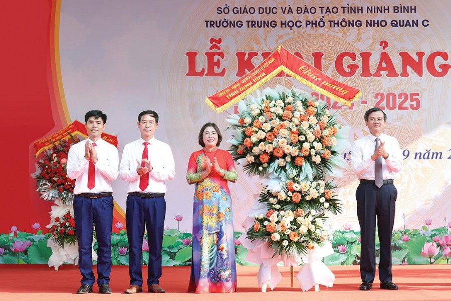 hoa-chuc-mung-khai-giang-1