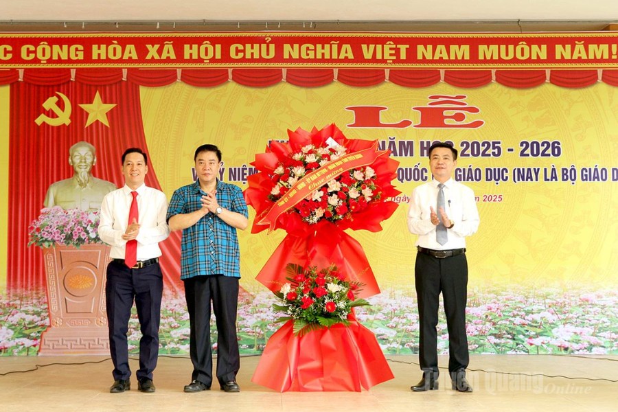 hoa-chuc-mung-khai-giang-10