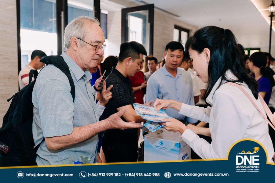 Kế hoạch truyền thông cần được triển khai xuyên suốt trước - trong - sau sự kiện Kế hoạch truyền thông cần được triển khai xuyên suốt trước - trong - sau sự kiện