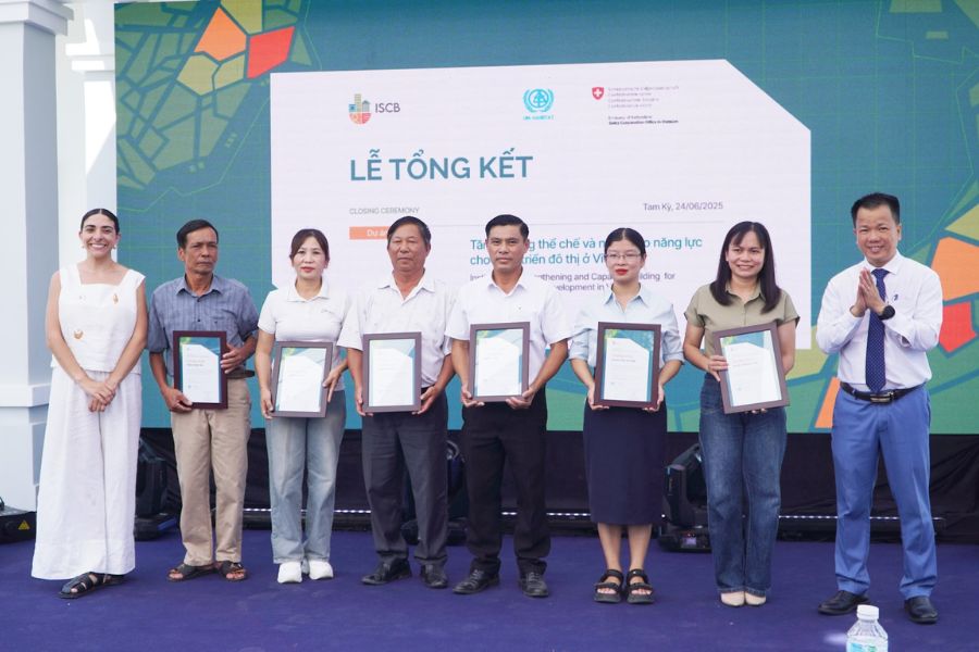 Mẫu lời dẫn chương trình hội nghị tổng kết chi tiết