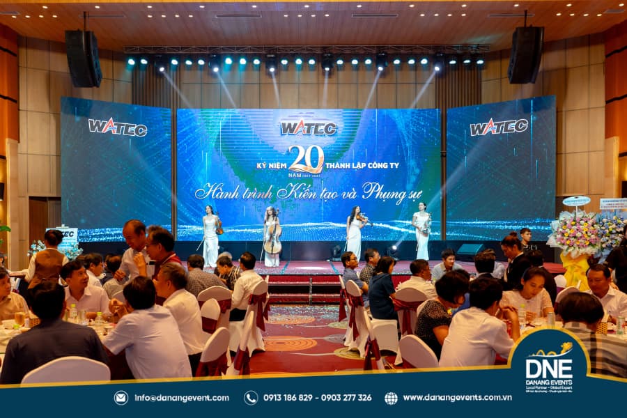 mau-backdrop-ky-niem-thanh-lap-cong-ty-10