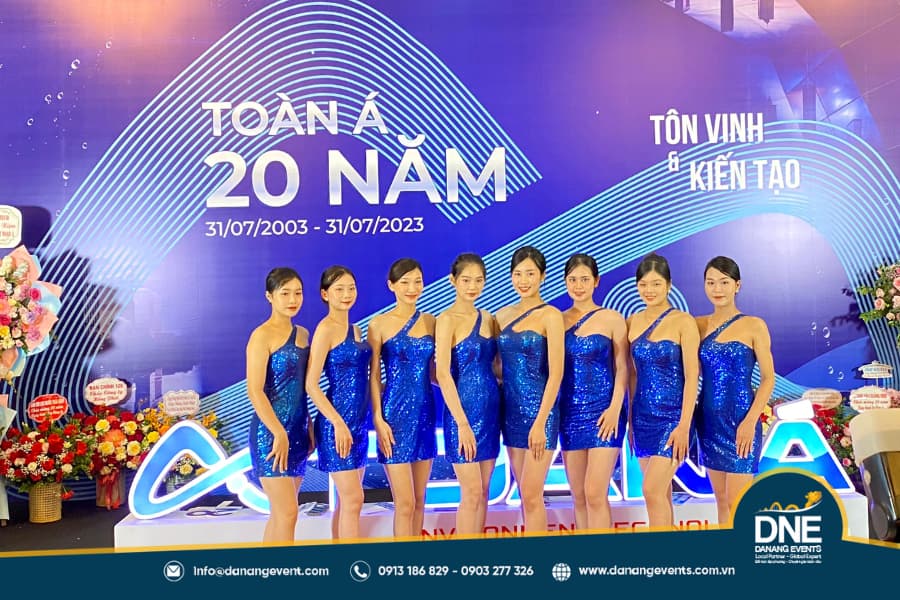 mau-backdrop-ky-niem-thanh-lap-cong-ty-8
