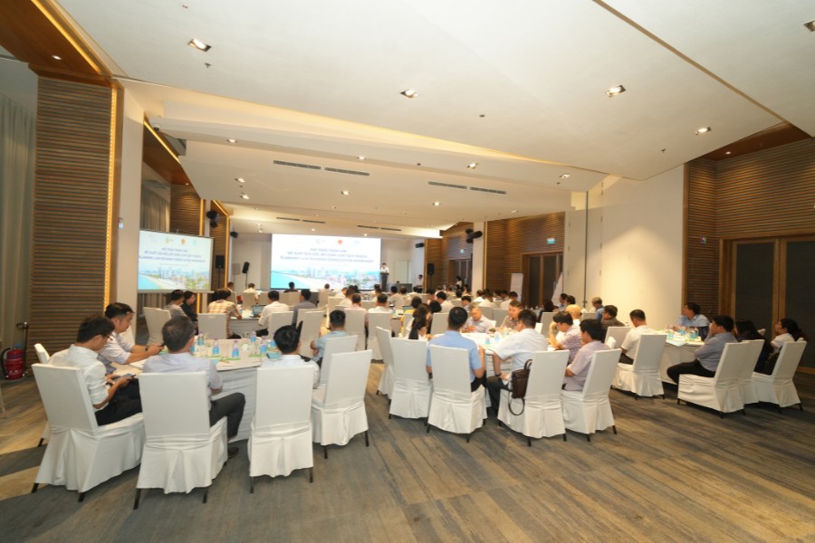 dịch vụ cho thuê máy chiếu màn chiếu của Danang Events