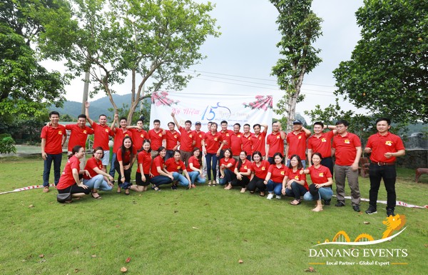 Tổ chức họp lớp, gặp mặt kết hợp du lịch teambuilding