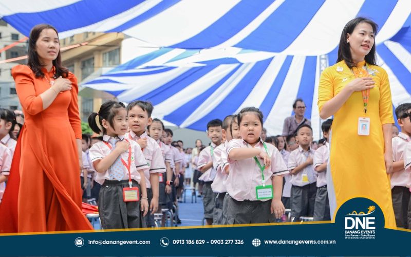 to-chuc-le-khai-giang-4