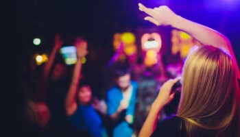 Kinh nghiệm lựa chọn dịch vụ cho thuê dàn karaoke tại Đà Nẵng