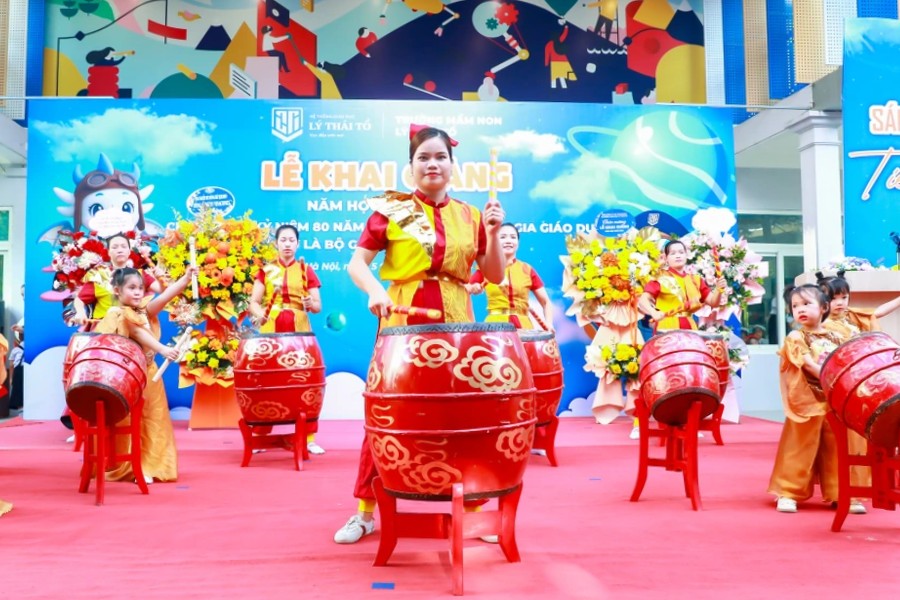 Lời dẫn chương trình văn nghệ khai giảng Lời dẫn chương trình văn nghệ khai giảng